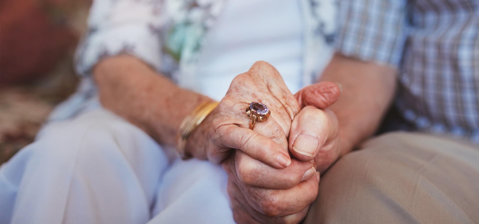 Knowing When it’s Time for Memory Care: 5 Key Questions