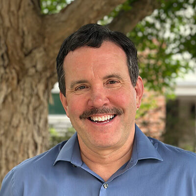 Steve Clossey headshot